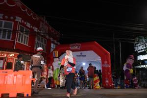 BIB: 4300
                            <button type="button" onclick="openModal(26226542)" class="btn btn-primary btn-sm float-right btn-popup" data-toggle="modal" data-target=".modal-high-quality">
                        <i class="fas fa-shopping-cart"></i> Add to Cart
                    </button>
                                            <button type="button" onclick="isThisMe(26226542, true)" class="btn btn-success btn-sm float-right btn-popup btn-isme hidden" data-toggle="tooltip" data-placement="bottom" title="นี่คือรูปของคุณใช่ไหม คลิกที่นี่เพื่อเอาเข้าอัลบั้ม">
                        <i class="fas fa-plus"></i> Add to album
                    </button>
                    <button type="button" onclick="isThisMe(26226542, false)" class="btn btn-warning btn-sm float-right btn-popup btn-isnotme hidden">
                        <i class="fas fa-ban"></i> Remove from album
                    </button>